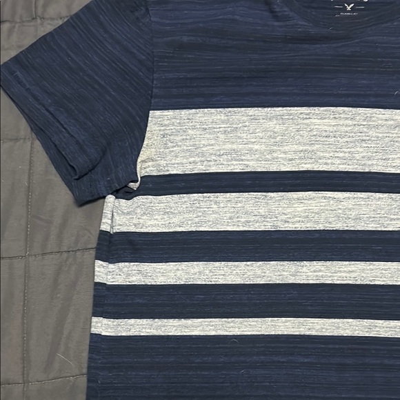 American Eagle Pocket Tee - Picture 4 of 8